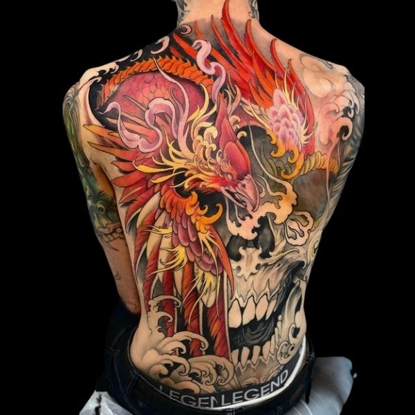 Tattoo phượng hoàng kín lưng nam