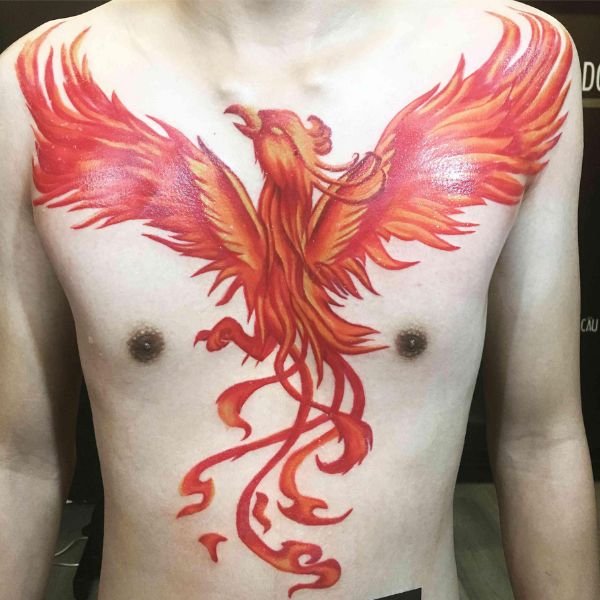 Tattoo phượng ở ngực nam