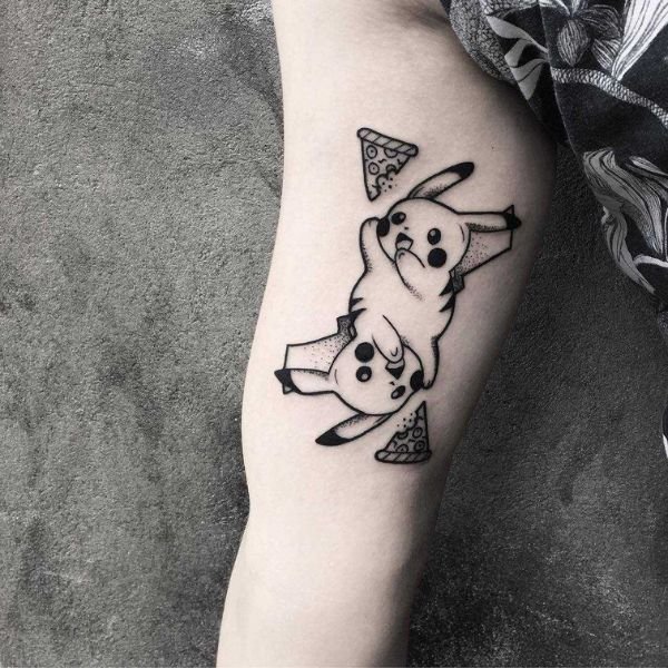 Tattoo pikachu bố trí ở bắp tay