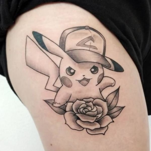 tattoo pikachu nằm ở đùi