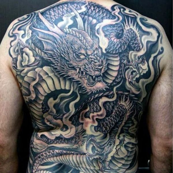 Tattoo rồng giận dữ kín lưng