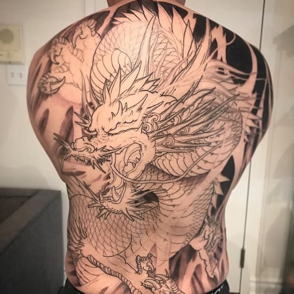 Tattoo rồng kín lưng đẹp