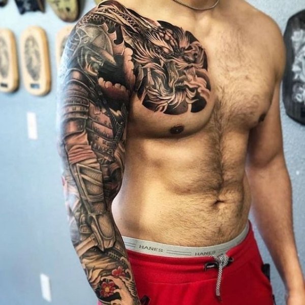 Tattoo rồng nhật vắt vai