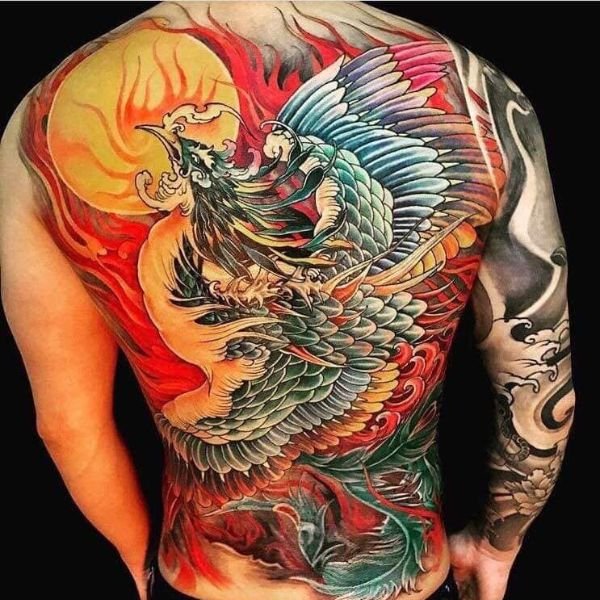 Tattoo rồng phượng kín lưng