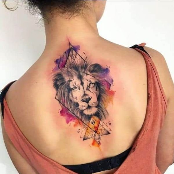 tattoo sau lưng sư tử đẹp cho nữ