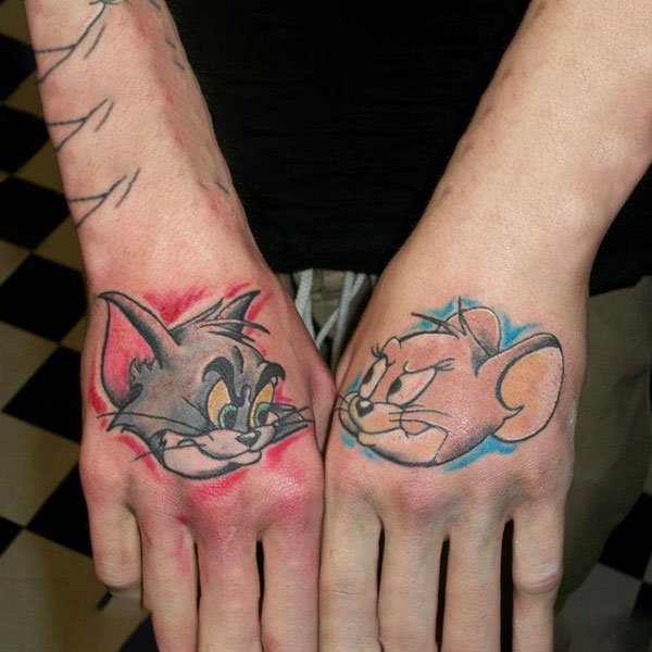 Tattoo tom and jerry bàn tay