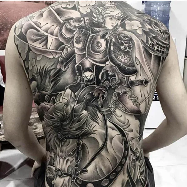 Tattoo triệu tử long lạ