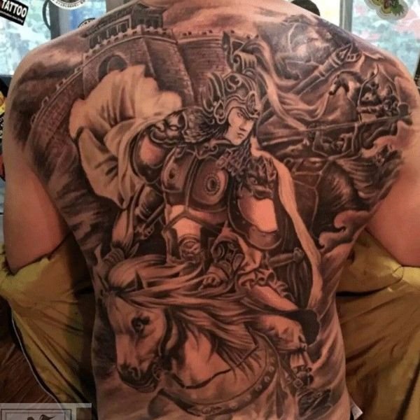 Tattoo triệu vân cưỡi ngựa