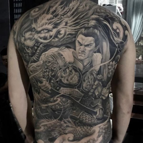 Tattoo triệu vân hợp mệnh nào