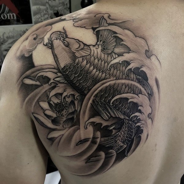 Tattoo vai nam cá chép đẹp