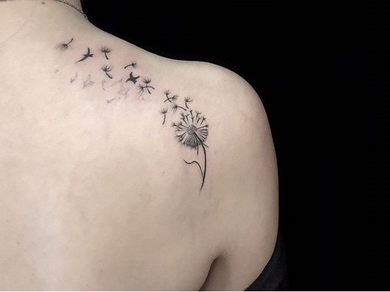 mẫu tattoo cành hoa biểu tượng cho nữ