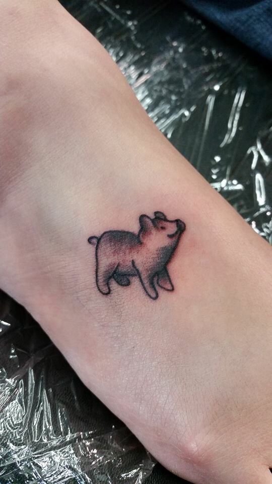 kiểu tattoo con heo mini siêu cute