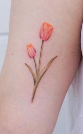 mẫu hình xăm tulip được ưa chuộng