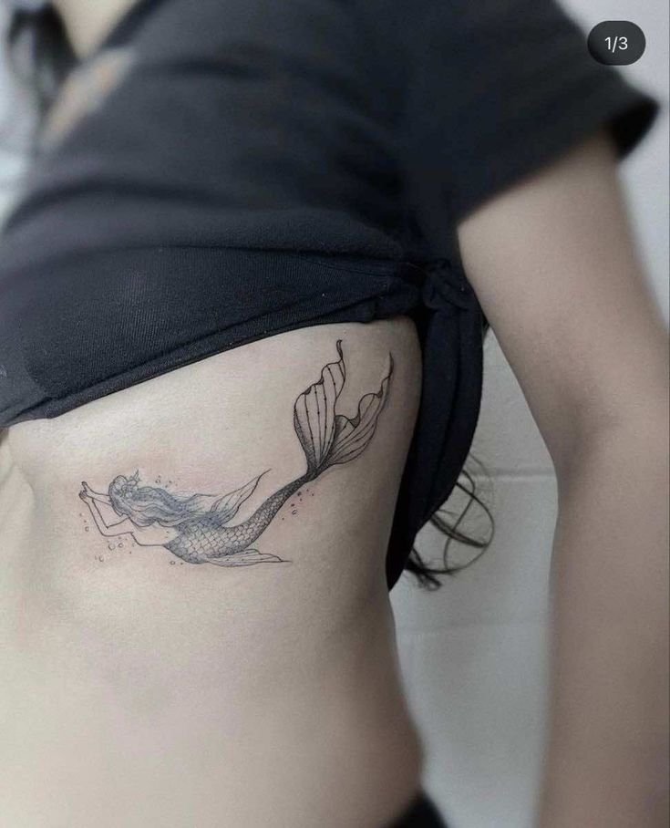 mẫu tattoo nàng tiên cá đầy quyến rũ