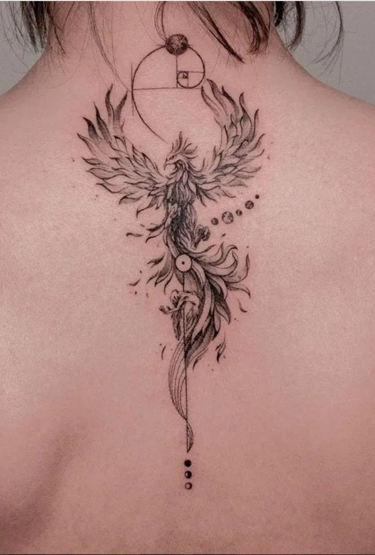 hình tattoo phượng hoàng mang lại may mắn