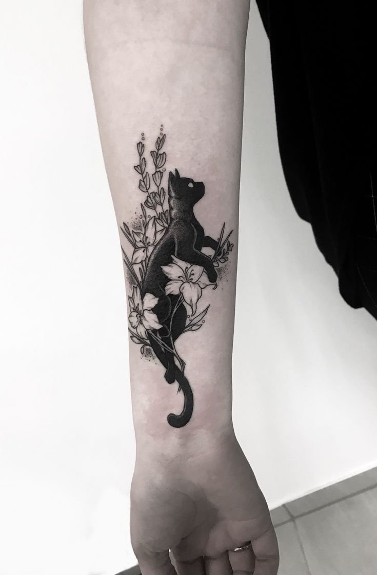 nghệ nhân tattoo tạo ra sự kết hợp độc đáo