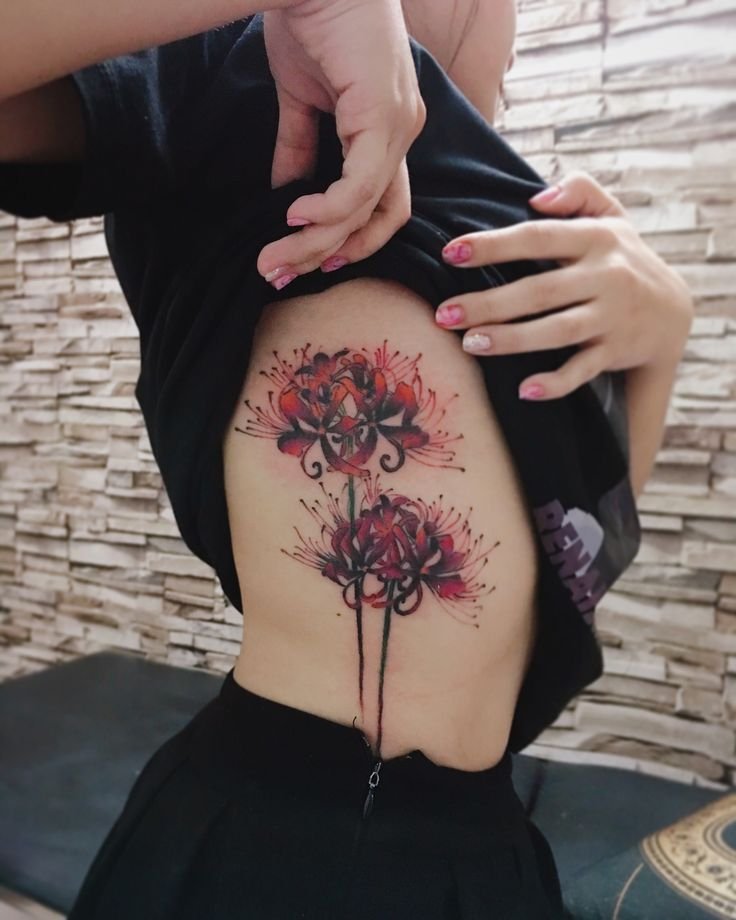 Tattoo hoa bỉ ngạn nổi bật