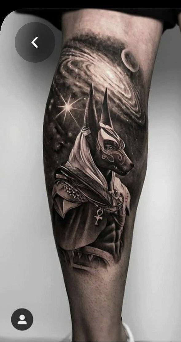 tattoo anubis dưới ánh trắng