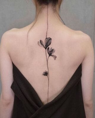 tattoo hoa mực đen cho nữ