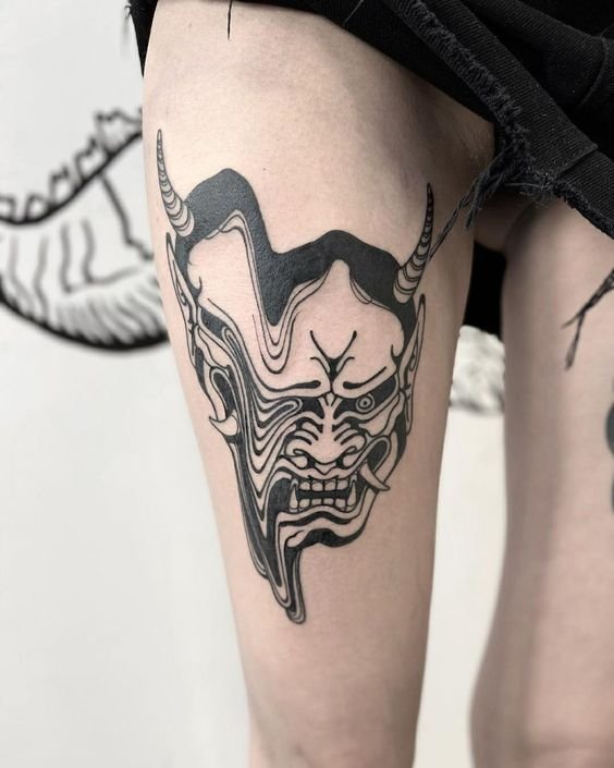 tattoo mini quỷ dạ xoa với biến dạng