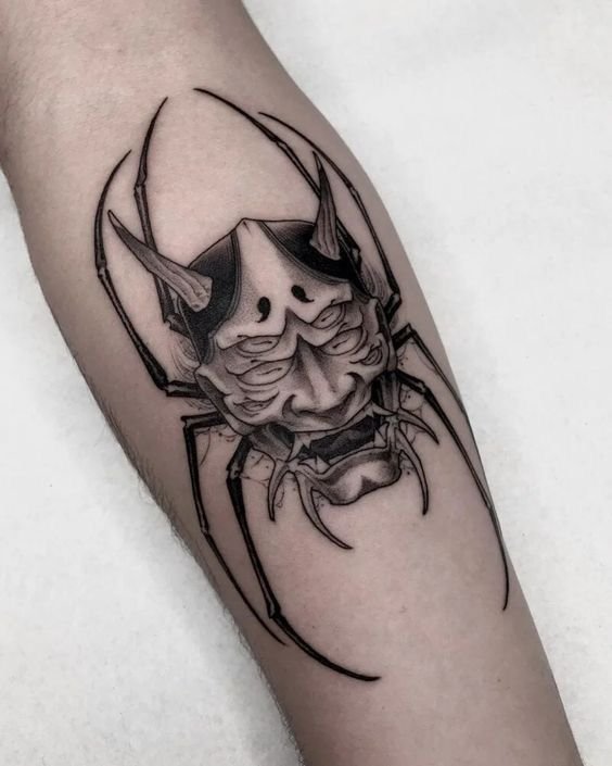 tattoo mini có chân nhện quỷ dạ xoa