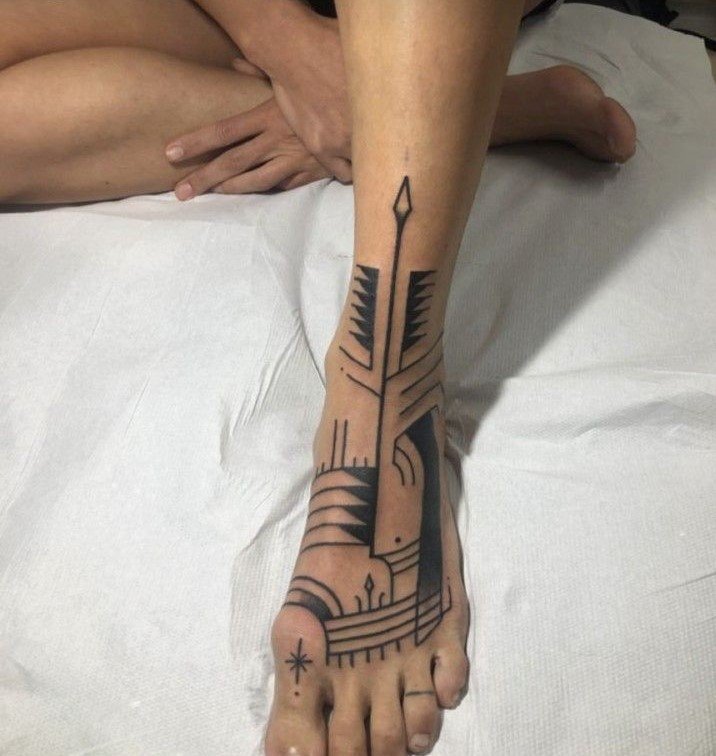 Tattoo ở chân phong cách