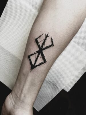 mẫu tattoo cổ ngữ rune thu hút ánh nhìn