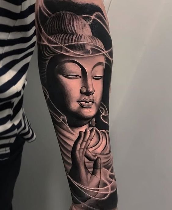 ý tưởng tattoo tượng trang nghiêm ở tay